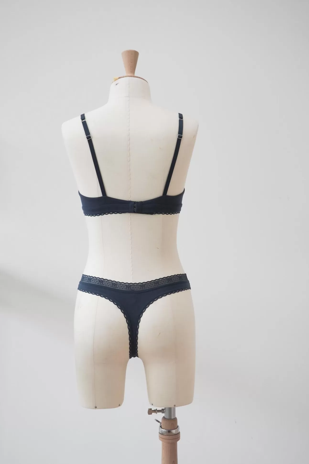 Maison Lejaby La Petite Lejaby*Soutien-Gorge Triangle Sans Armatures Bleu Nuit Issu De Fibres V G Tales Nuit Bleue